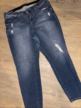 Torrid 22R Sky High Skinny